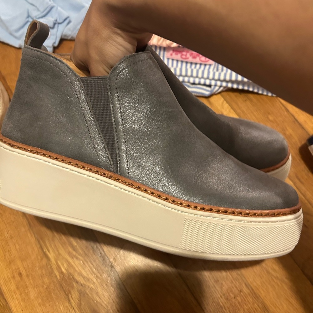 J/slides